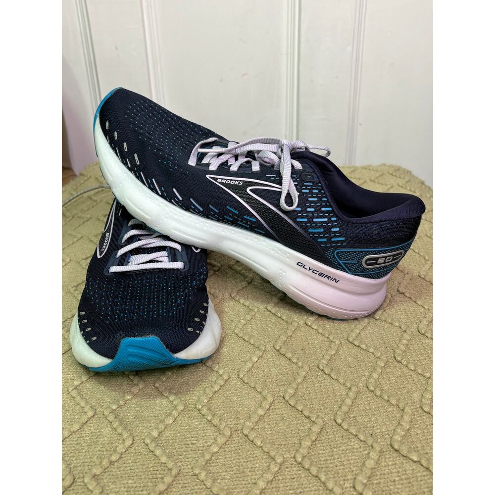 Brooks women’s 9 Glycerin 20 Lightweight Sneakers
